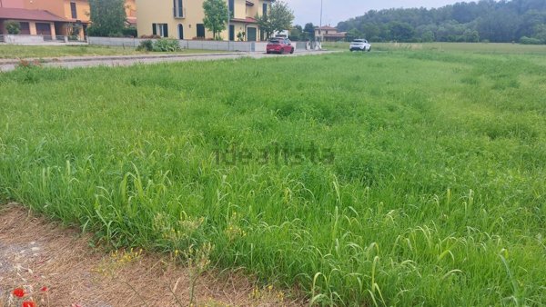 casa indipendente in vendita a Terre del Reno in zona Sant'Agostino