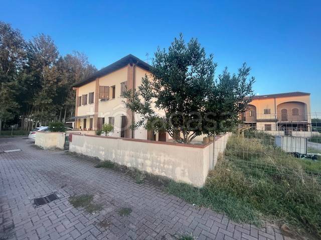 casa indipendente in vendita a Terre del Reno