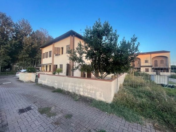 casa indipendente in vendita a Terre del Reno