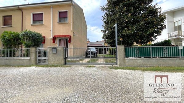 casa indipendente in vendita a Terre del Reno