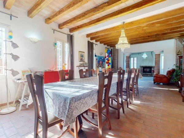 casa indipendente in vendita a Terre del Reno in zona Mirabello