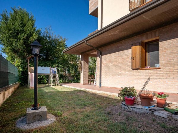 appartamento in vendita a Terre del Reno in zona Mirabello