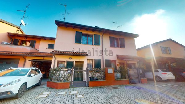casa indipendente in vendita a Terre del Reno in zona Mirabello
