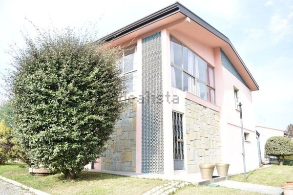 casa indipendente in vendita a Terre del Reno