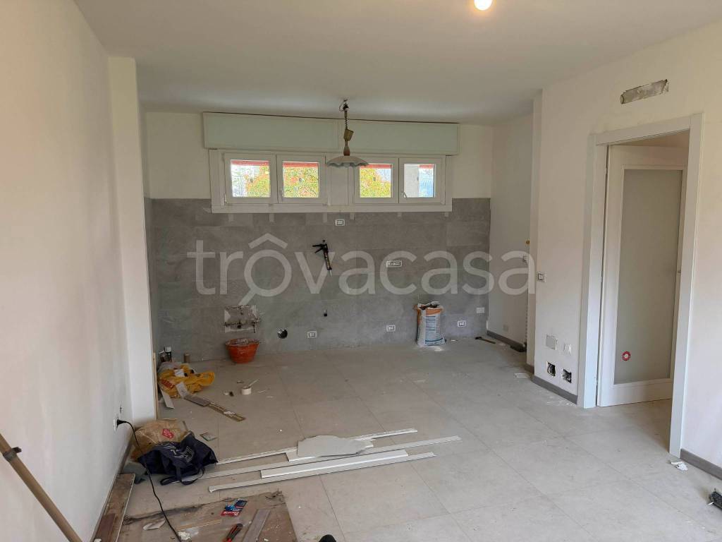 appartamento in vendita a Terre del Reno in zona Mirabello