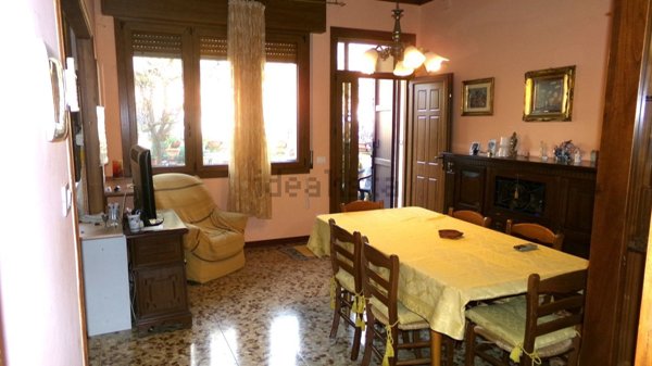 casa indipendente in vendita a Terre del Reno