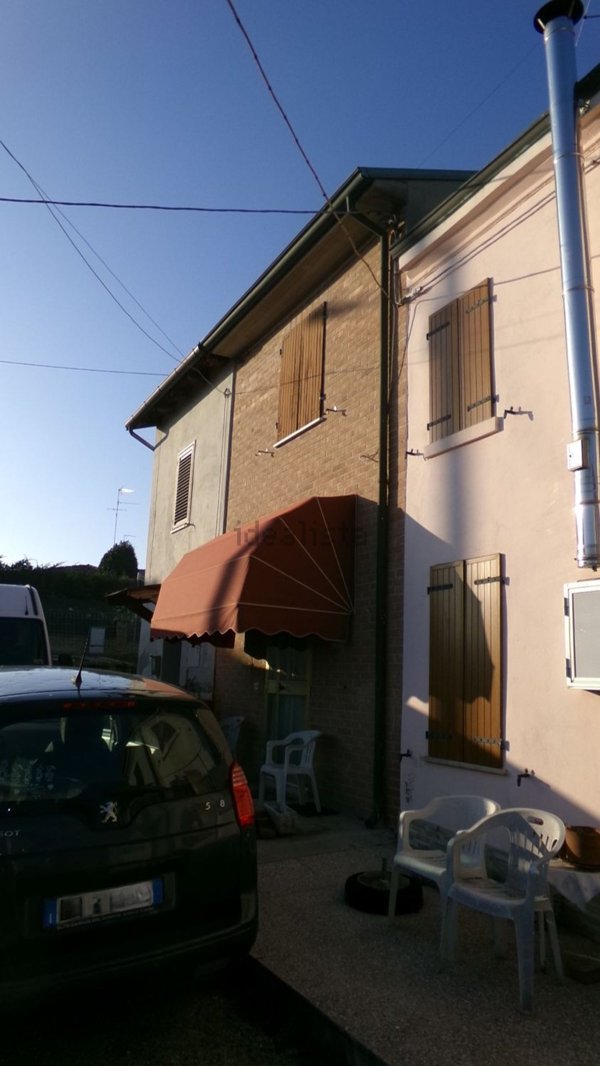 casa indipendente in vendita a Terre del Reno