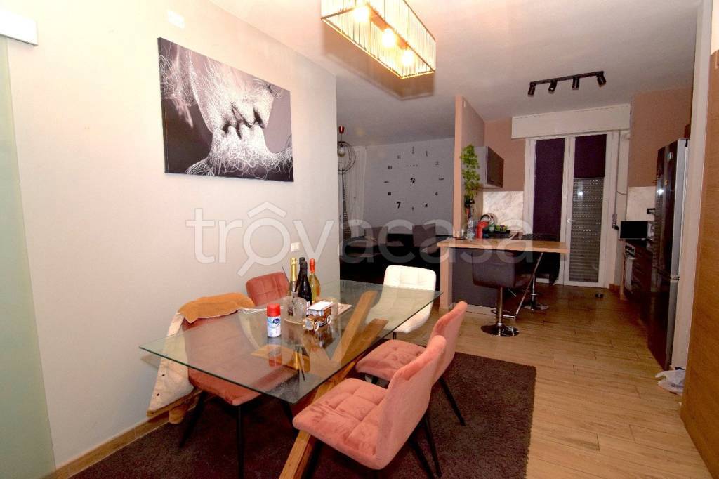 appartamento in vendita a Terre del Reno in zona Mirabello