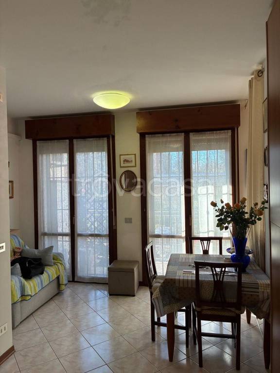 appartamento in vendita a Terre del Reno in zona Mirabello