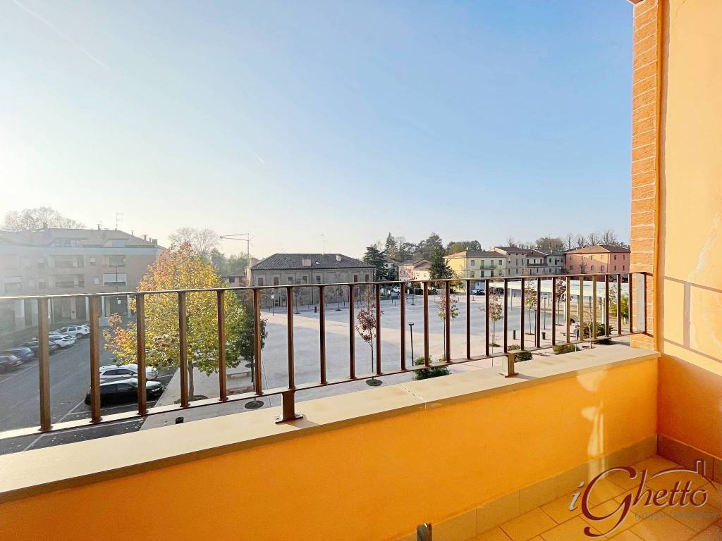 appartamento in vendita a Terre del Reno in zona Sant'Agostino