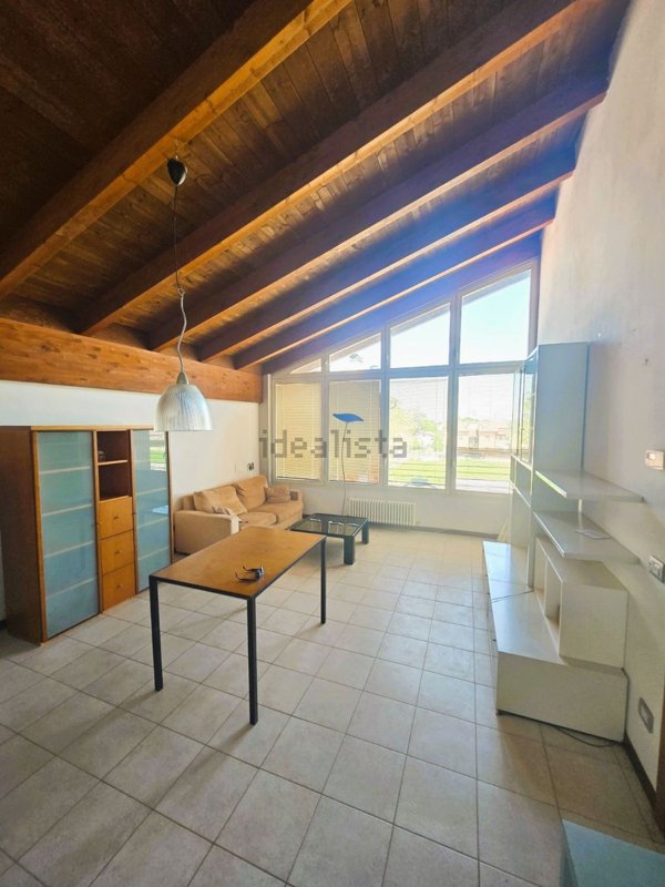 appartamento in vendita a Terre del Reno in zona Mirabello