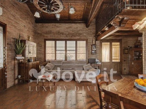 casa indipendente in vendita a Terre del Reno