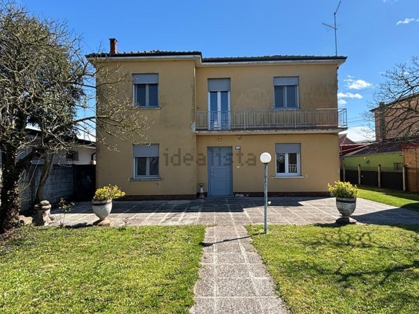 casa indipendente in vendita a Terre del Reno
