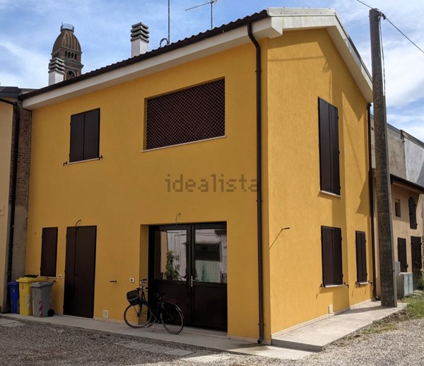 casa indipendente in vendita a Terre del Reno in zona Mirabello