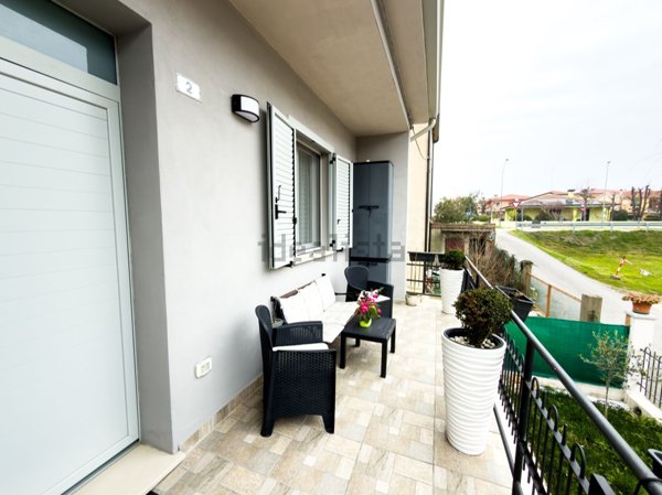 casa indipendente in vendita a Terre del Reno in zona Sant'Agostino