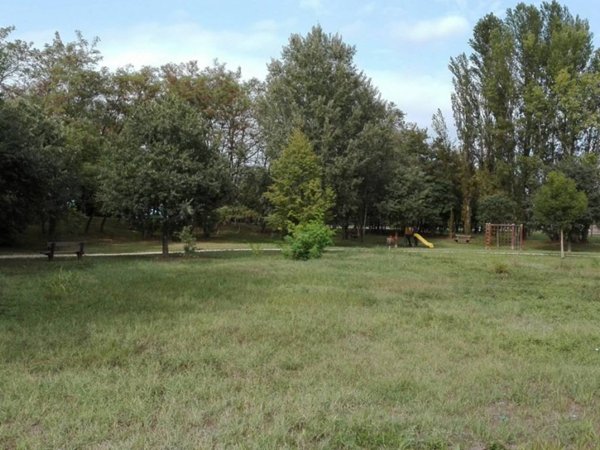 terreno edificabile in vendita a Terre del Reno in zona Mirabello