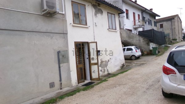 casa indipendente in vendita a Terre del Reno