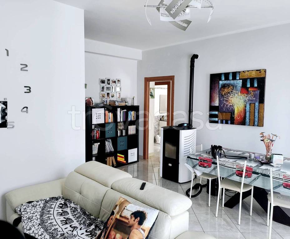 appartamento in vendita a Terre del Reno in zona Mirabello