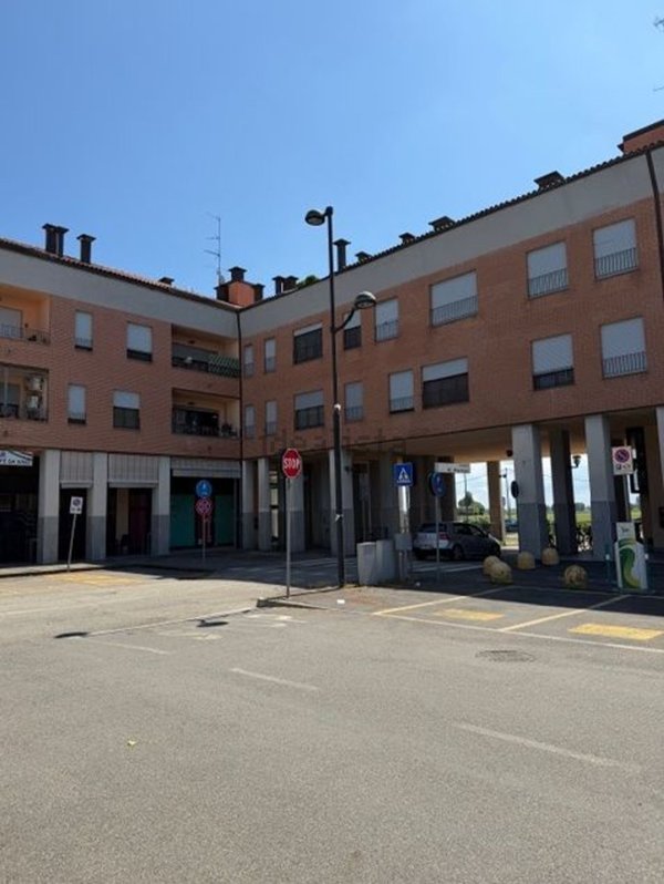 appartamento in vendita a Terre del Reno in zona Sant'Agostino