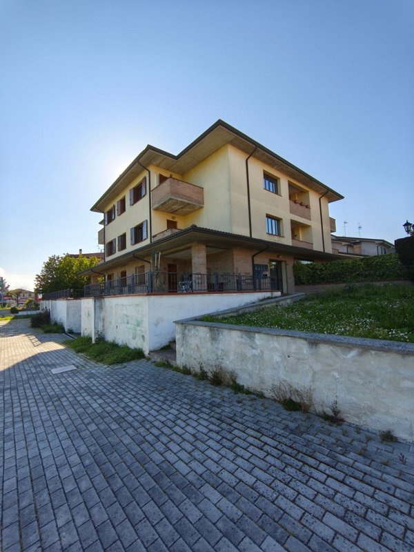 appartamento in vendita a Terre del Reno in zona Mirabello