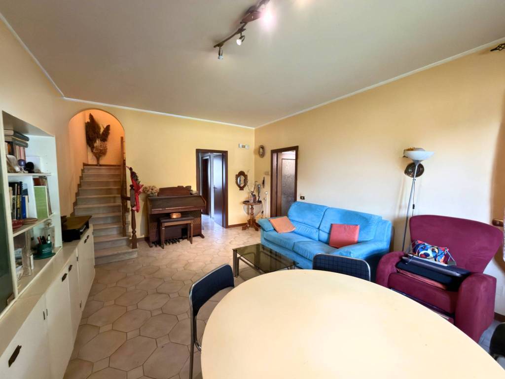 casa indipendente in vendita a Terre del Reno in zona Sant'Agostino