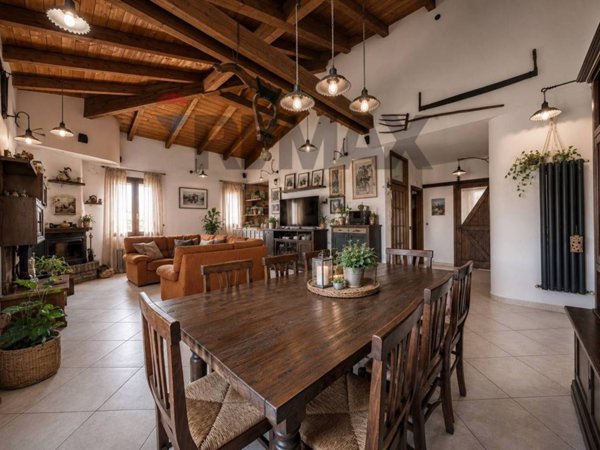 casa indipendente in vendita a Terre del Reno