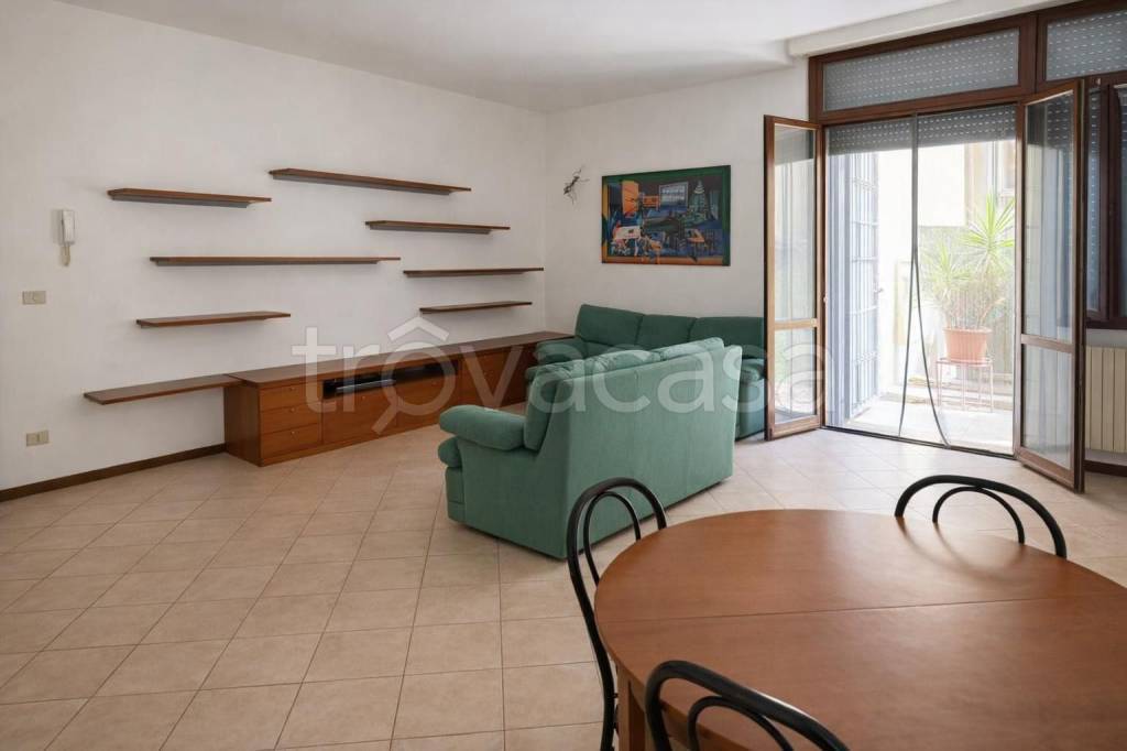 appartamento in vendita a Terre del Reno in zona Mirabello