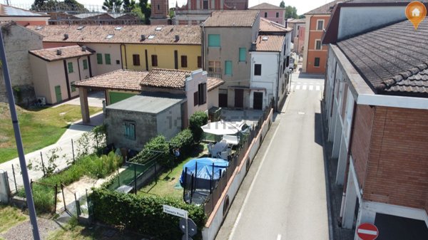 casa indipendente in vendita a Terre del Reno in zona Mirabello
