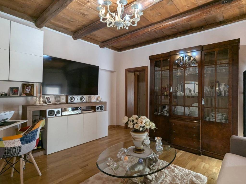 casa indipendente in vendita a Terre del Reno in zona Mirabello