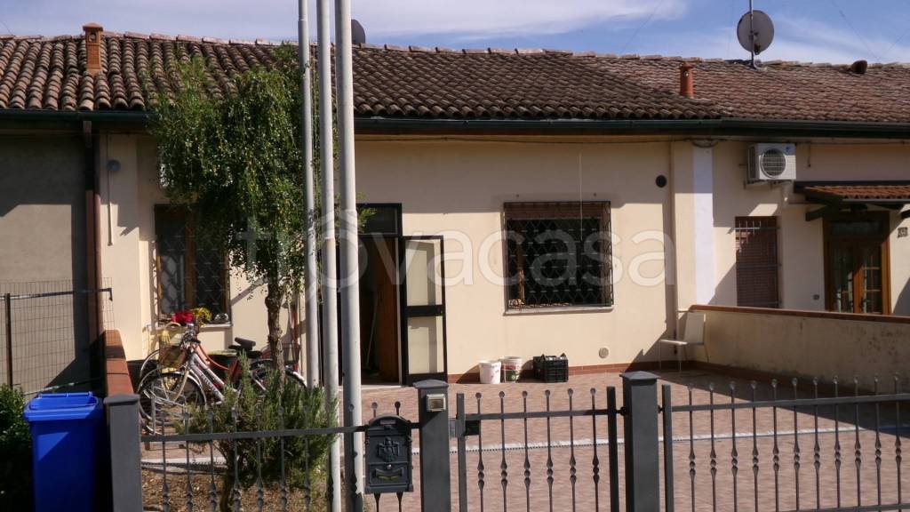 appartamento in vendita a Terre del Reno in zona Mirabello