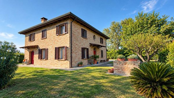 casa indipendente in vendita a Terre del Reno