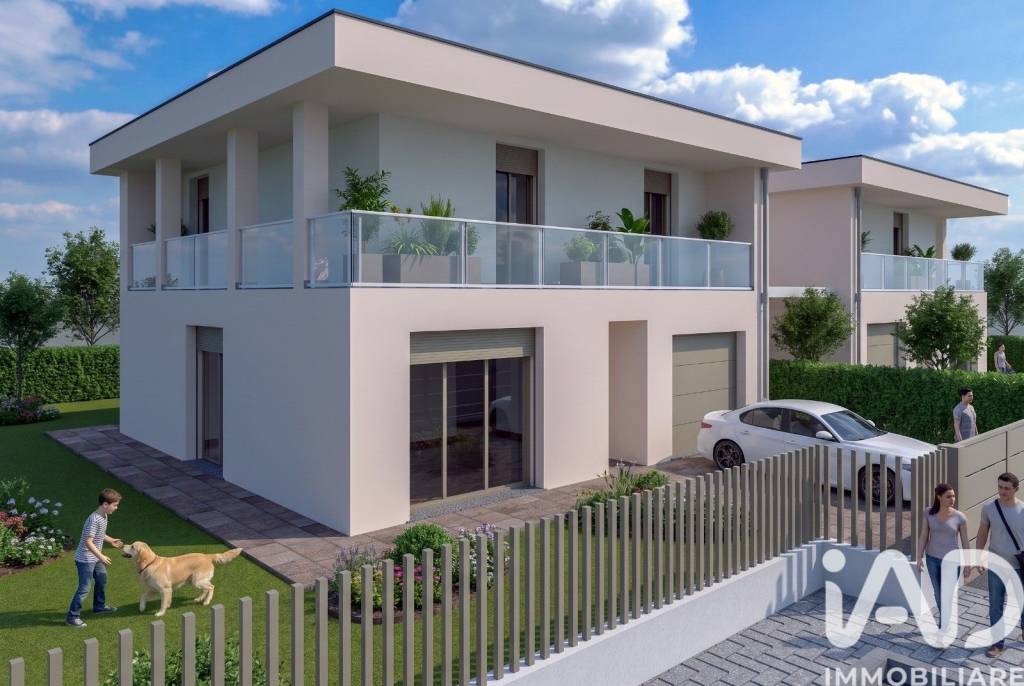 casa indipendente in vendita a Terre del Reno in zona Sant'Agostino