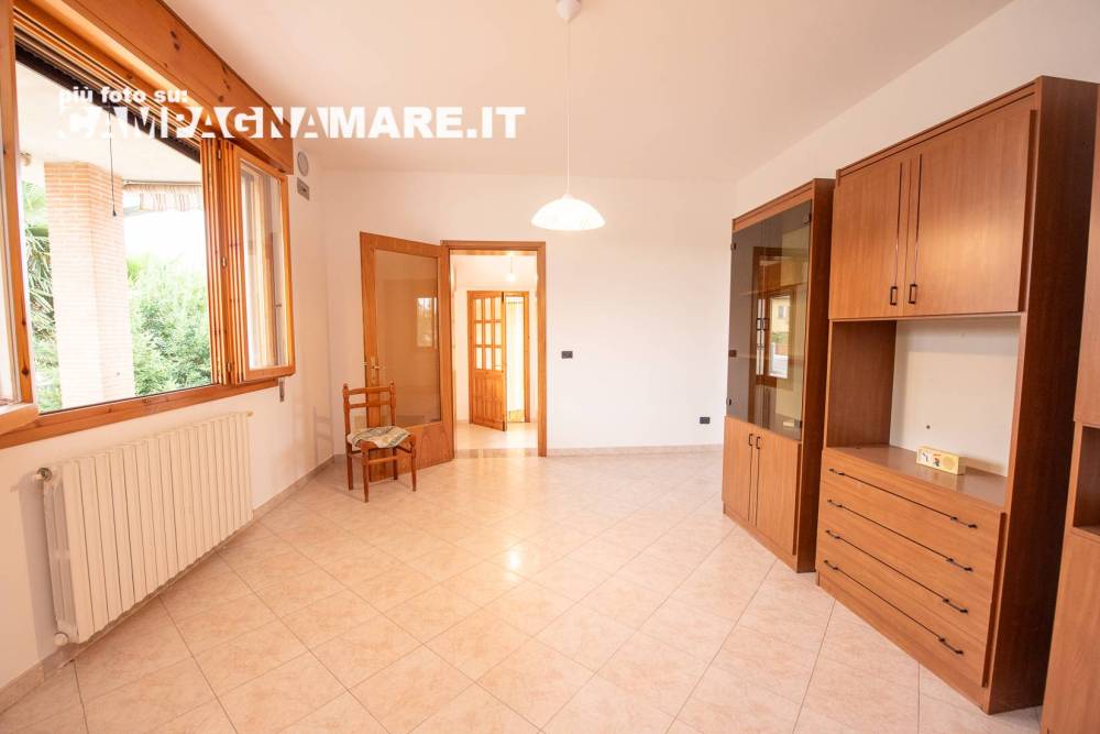casa indipendente in vendita a Riva del Po