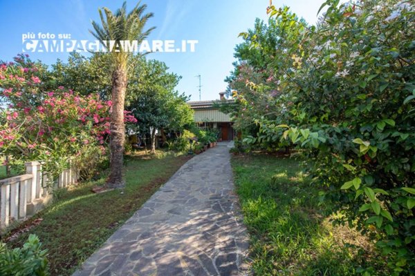casa indipendente in vendita a Riva del Po