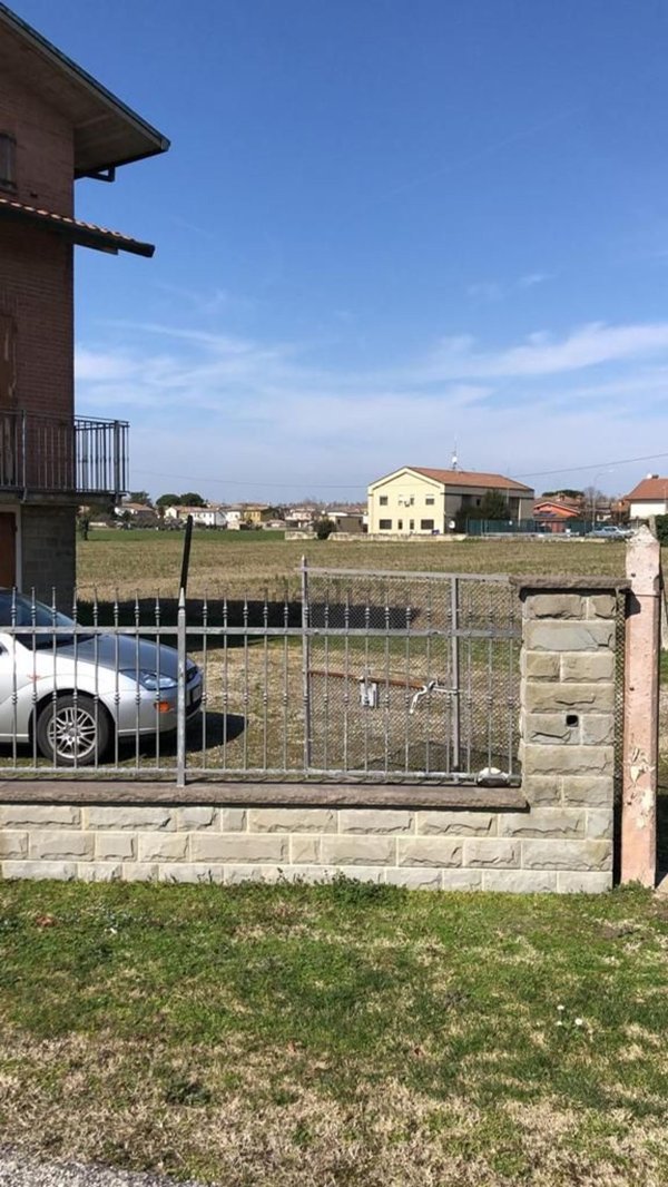casa indipendente in vendita a Riva del Po in zona Berra
