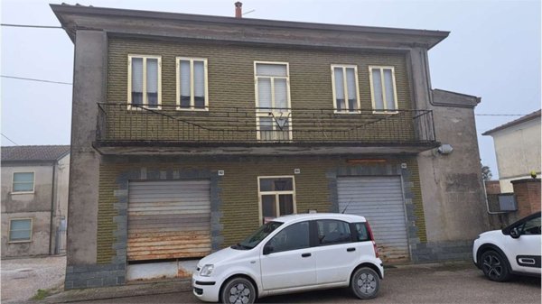 appartamento in vendita a Riva del Po in zona Cologna