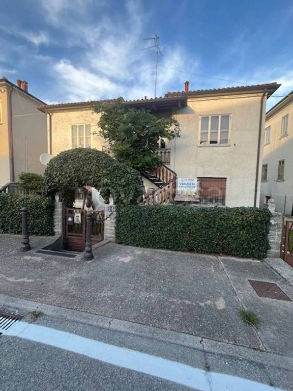 appartamento in vendita a Riva del Po in zona Ro