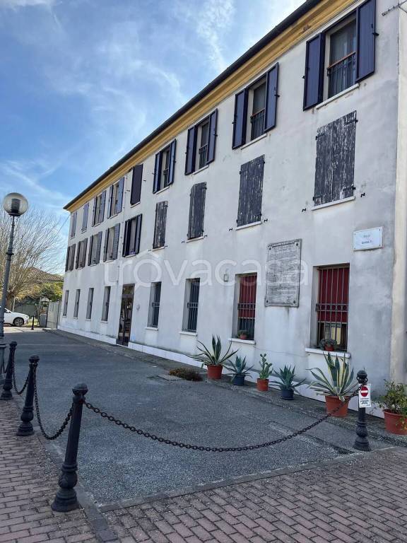 appartamento in vendita a Riva del Po