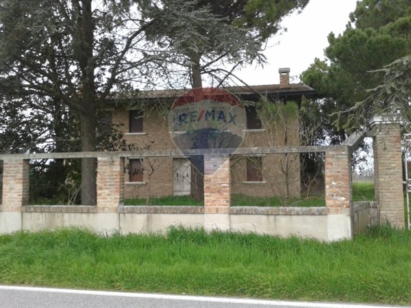 casa indipendente in vendita a Riva del Po in zona Berra