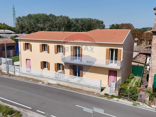 casa indipendente in vendita a Riva del Po in zona Ro