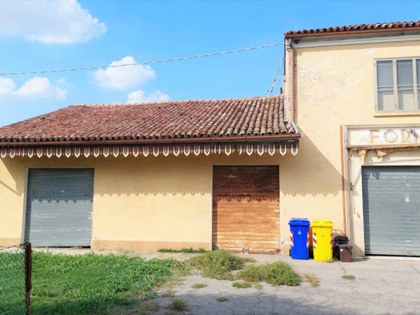appartamento in vendita a Riva del Po