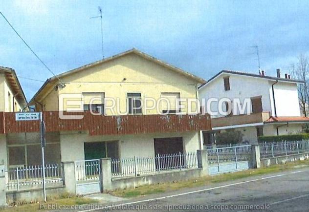 locale di sgombero in vendita a Riva del Po in zona Ro