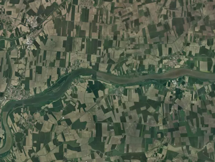 terreno agricolo in vendita a Riva del Po