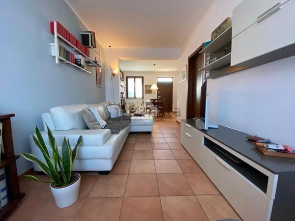 casa indipendente in vendita a Riva del Po