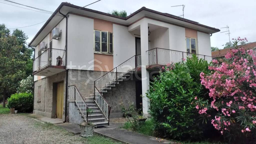 casa indipendente in vendita a Riva del Po in zona Ro
