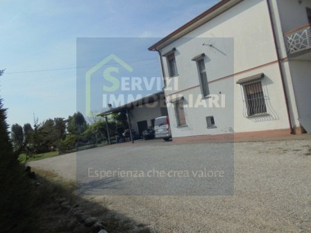 casa indipendente in vendita a Riva del Po