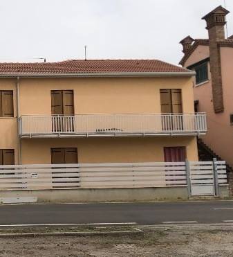 casa indipendente in vendita a Riva del Po in zona Ro