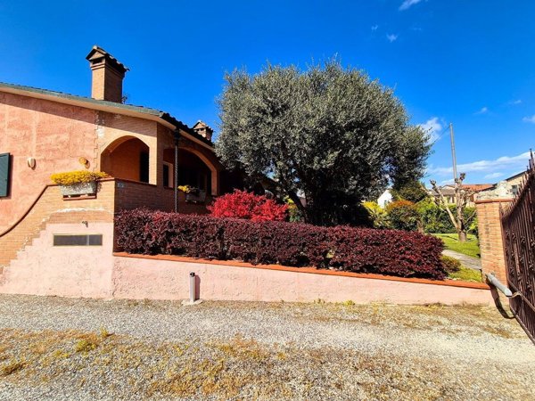 casa indipendente in vendita a Riva del Po in zona Ro