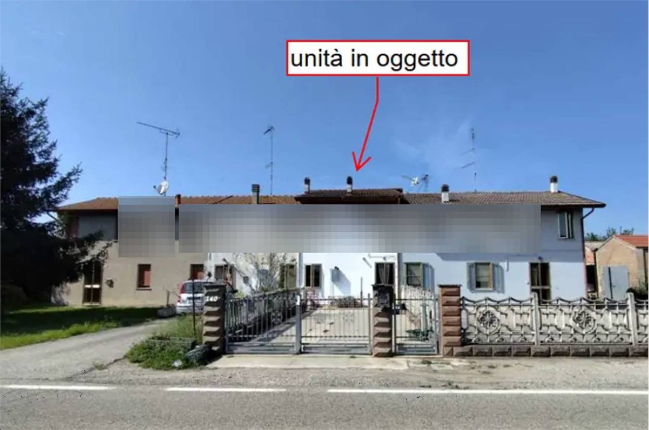 casa indipendente in vendita a Riva del Po in zona Berra