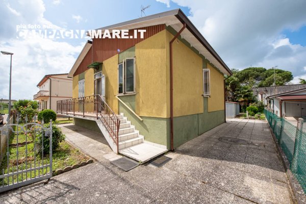 casa indipendente in vendita a Riva del Po